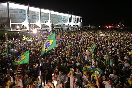 Juez federal suspende nombramiento de Lula como ministro en Brasil - protestas-brasil-1