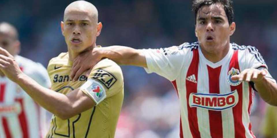 Chivas y Pumas se enfrentan en Twitter