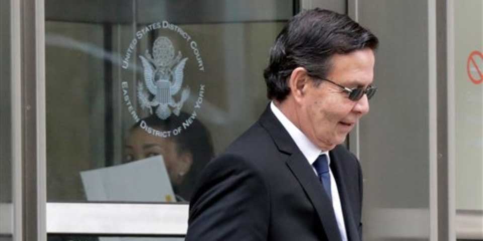 Expresidente hondureño se declara culpable por escándalo de FIFA