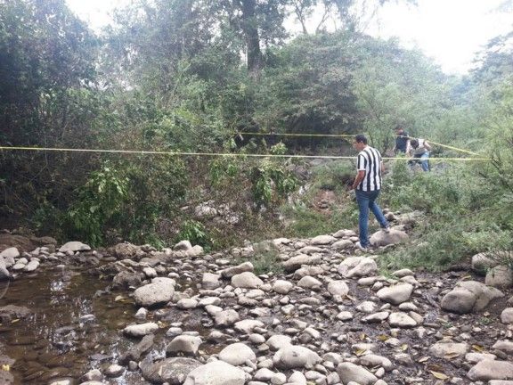 Socavón seca el río Atoyac en Veracruz - rio-atoyac-seco-carolinaocampoh