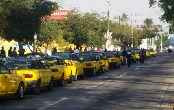 Taxistas protestan contra Uber en Guadalajara - taxistas-uber-guadalajara-12