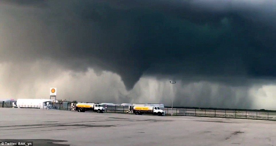 Nueve heridos por tornados en Oklahoma - tornado-oklahoma-2