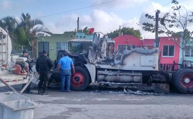 Tres muertos por explosión de camión en Tamaulipas
