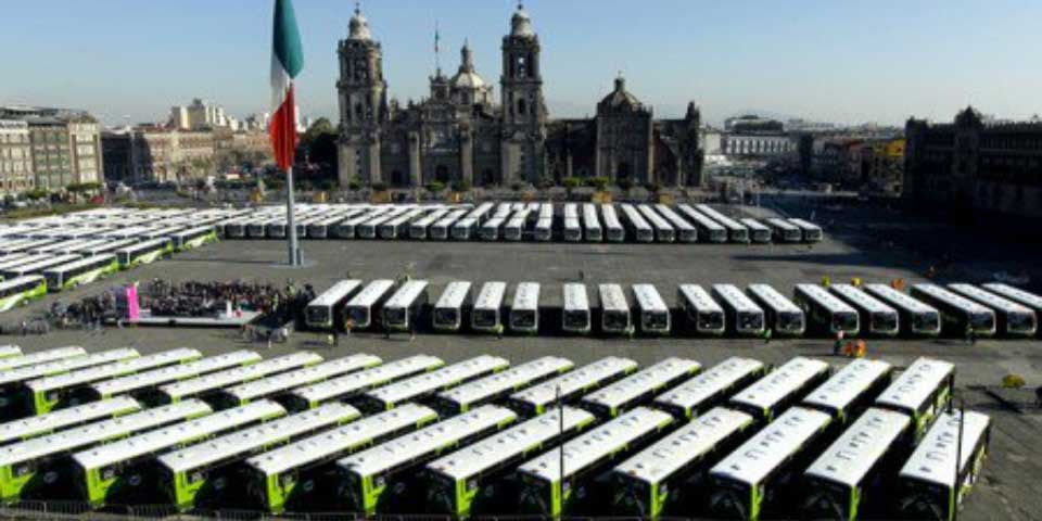 Mancera da banderazo de salida a 191 unidades de RTP