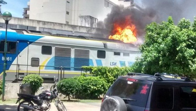 Incendio de tren deja 32 heridos en Buenos Aires Incendio de tren deja 32 heridos en Buenos Aires
