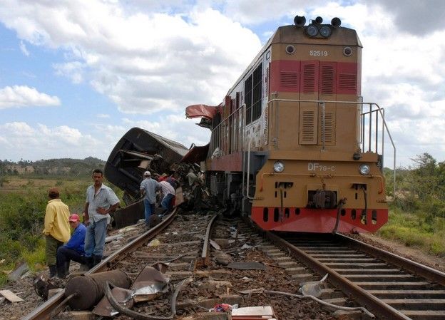 Choque de trenes deja 245 heridos en Costa Rica - @WRadioColombia