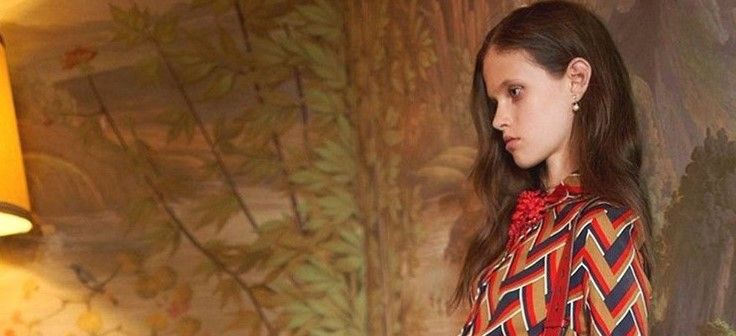 Retiran anuncio de Gucci por extrema delgadez de modelo