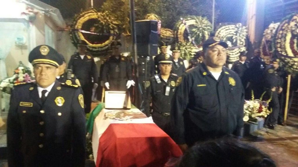 Conductor origina persecución tras matar a un policía en Calzada de Tlalpan - AjLh7pgaOvmJH2hLP3JiMaQnYhlUoYi7Rrra1de9zgYI-1024x576
