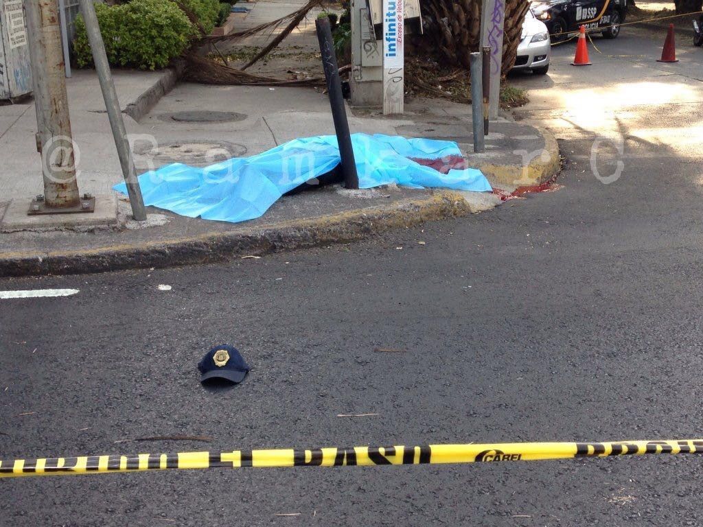 Conductor origina persecución tras matar a un policía en Calzada de Tlalpan - AsK9rwbqyEn_Jlg7R0WvR1wvqAPxO_4cj3ZnnhaBtBbL-1-1024x768