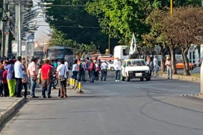CNTE inicia movilización en la ciudad de Oaxaca - CNTE-bloqueo-Quadratin