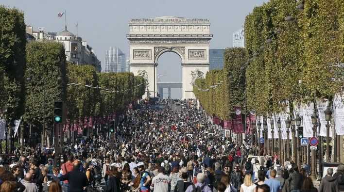 Campos Elíseos será solo para peatones una vez al mes - Campos-Elíseos-peatones-Internet