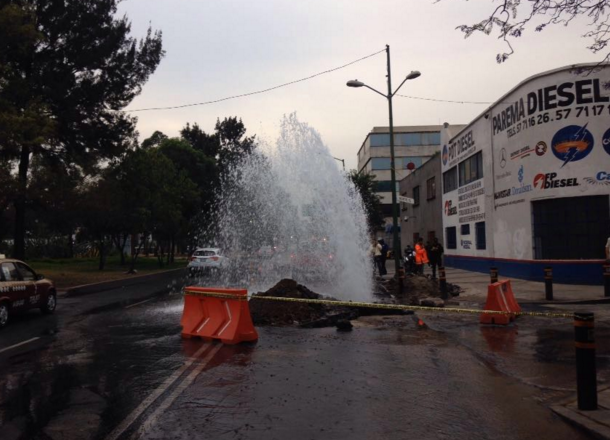 Fuga de agua paraliza circulación en la GAM - Captura-de-pantalla-2016-04-18-a-las-9.13.08-a.m.