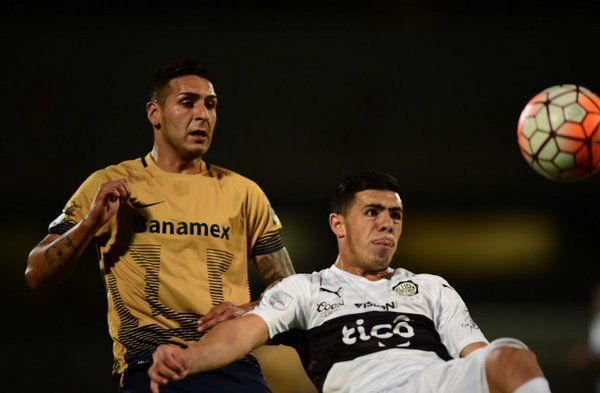 Pumas golea y gana su grupo en la Libertadores - CfaiOt8WwAE1lAJ