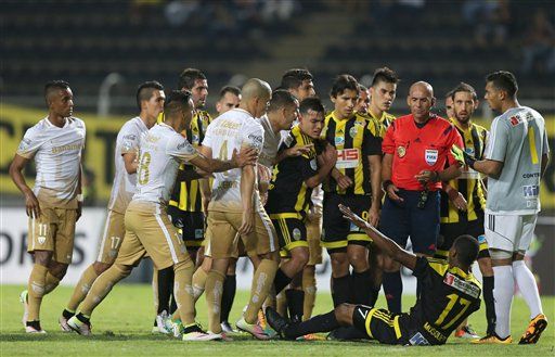 Pumas cae en Venezuela - ChAz0vrUUAAg05s