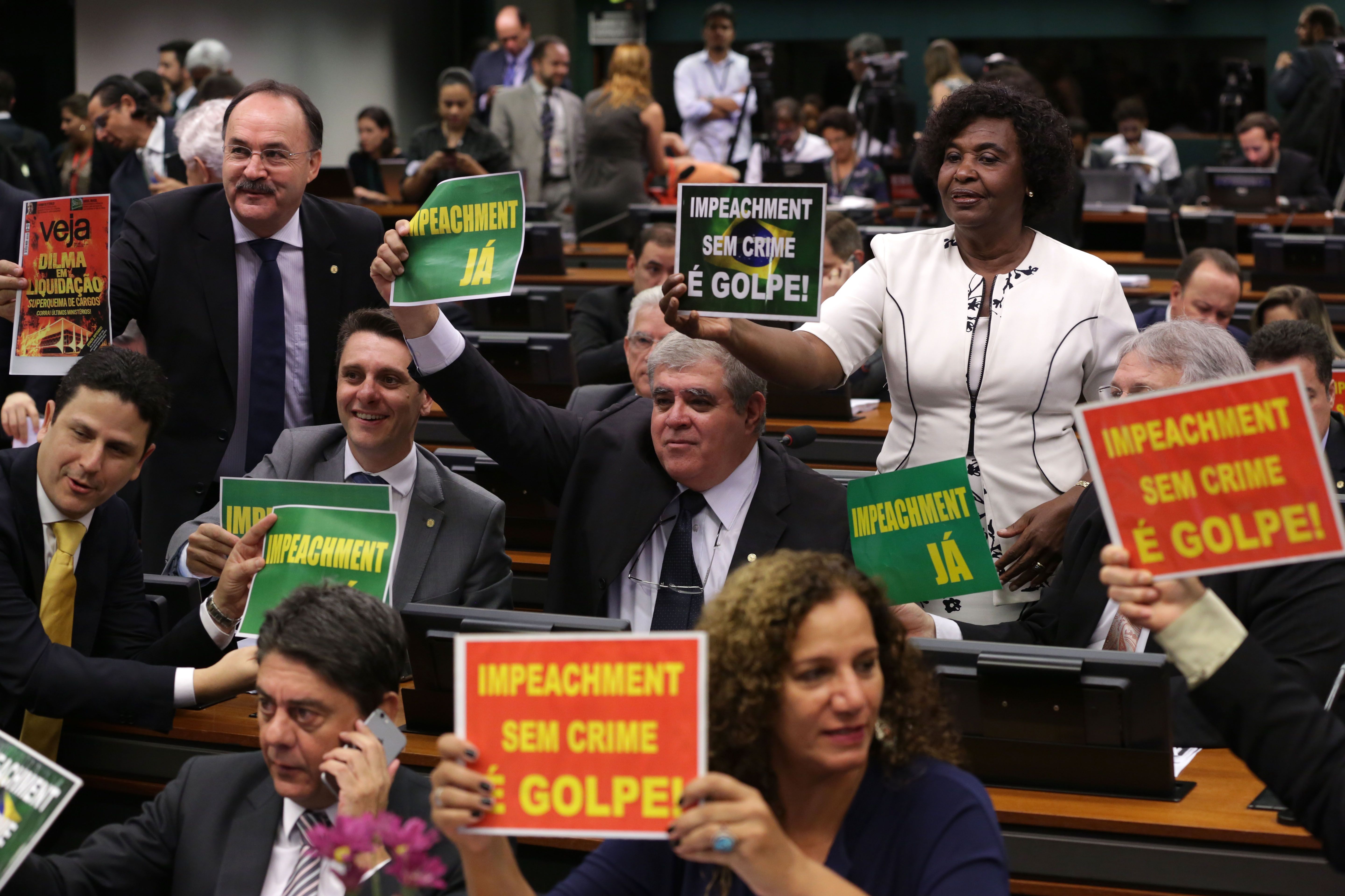 Aprueban jucio político contra Dilma Rousseff - Congreso-Brasil-1