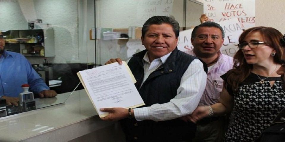 David Monreal impugna cancelación de registro