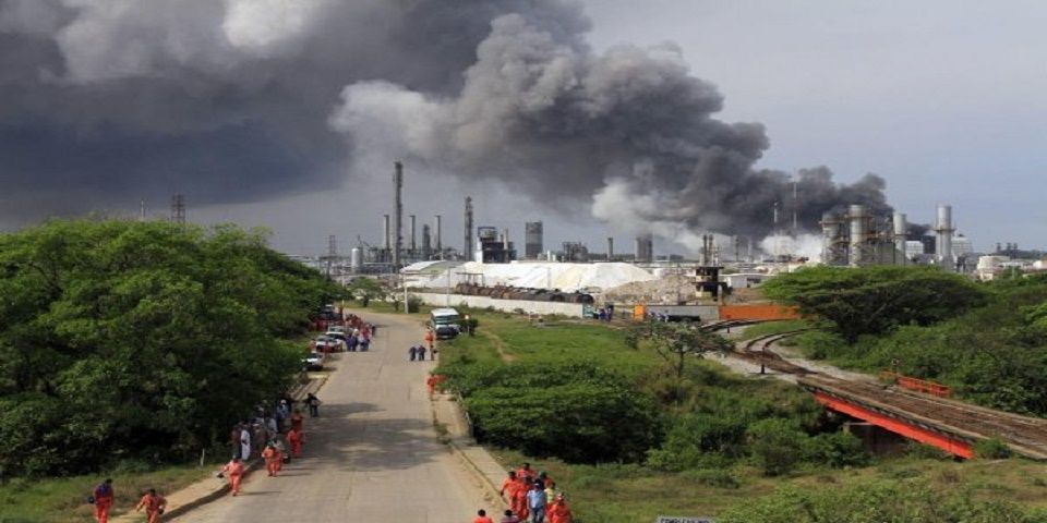 Tuvimos que evacuar y salir corriendo: trabajador en explosión