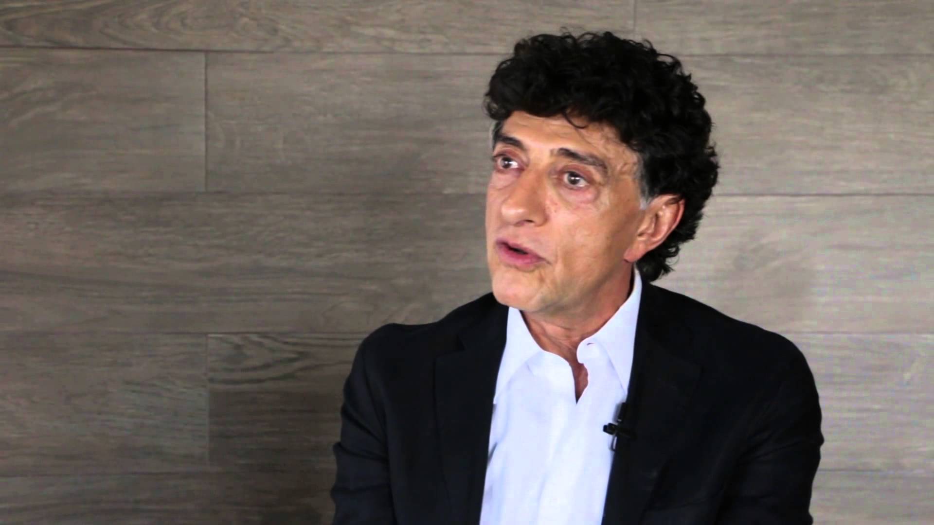 Nombran a Elías Micha coordinador de Ciencia, Tecnología e Innovación de la Presidencia