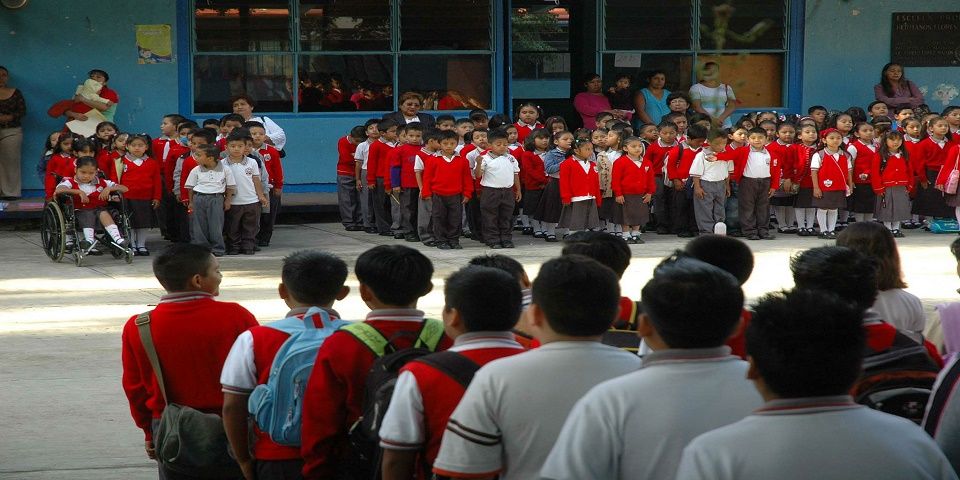 SEP ordena restricción de actividades al aire libre en escuelas de la Ciudad de México