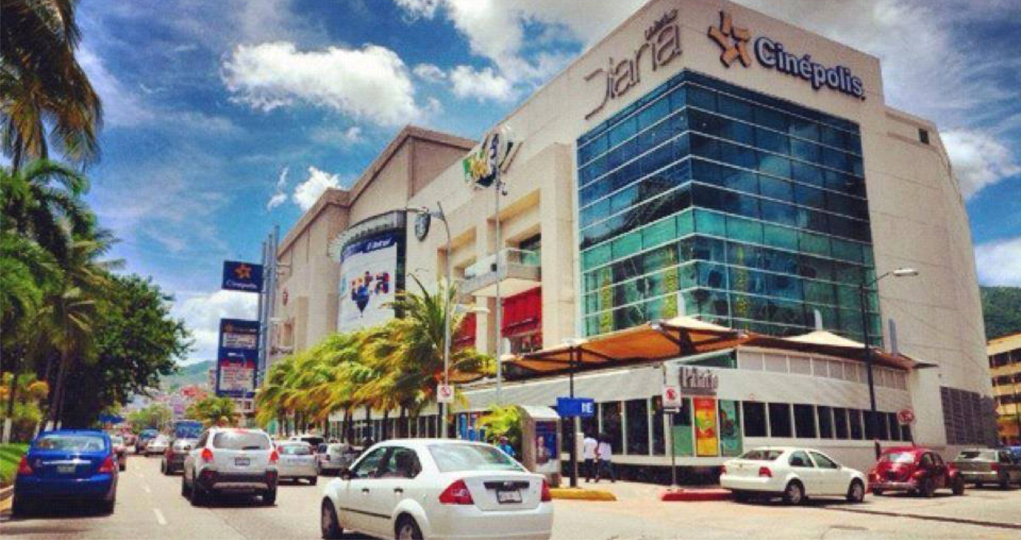 Asesinan a hombre en Costera Miguel Alemán - Galerias-Acapulco-Foto-de-Bajo-Palabra