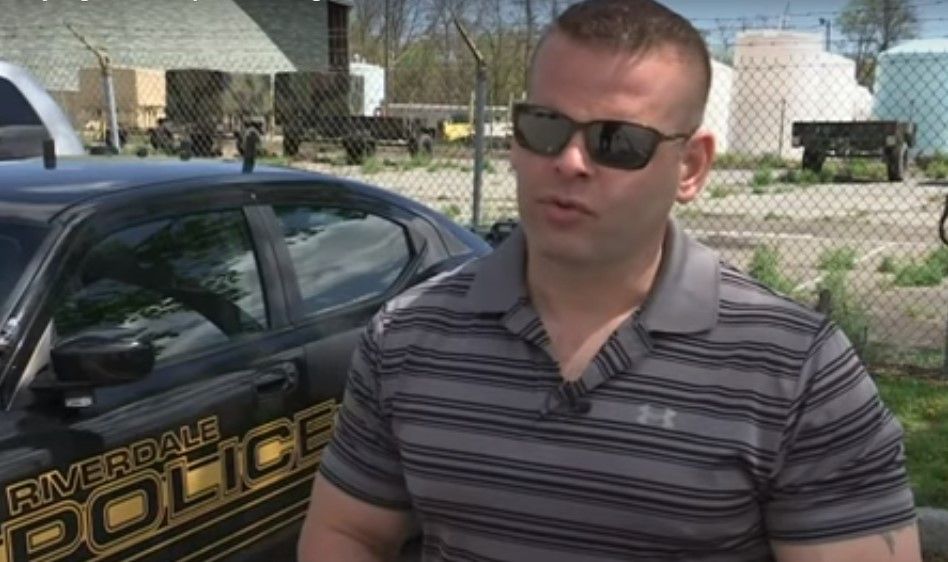 Video: policía evita que joven se tire de un puente - Greg-Bogert-policia-NJ