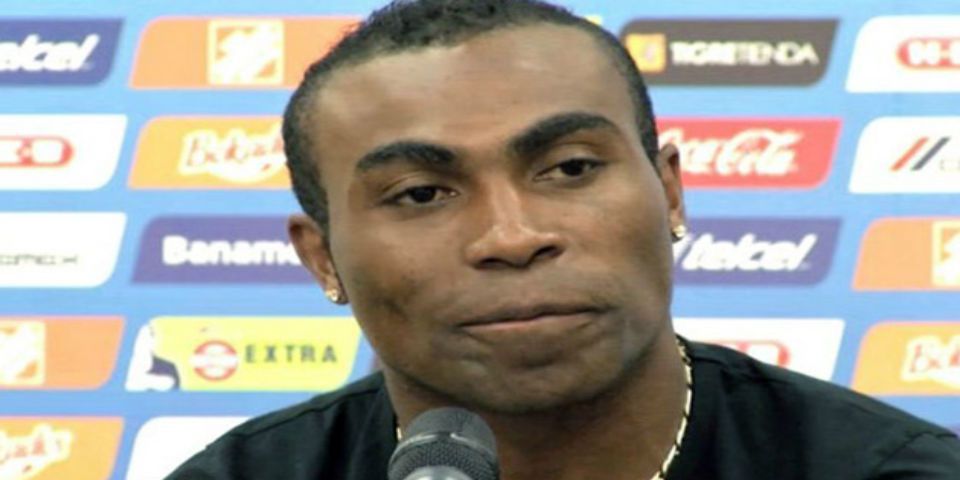 Suspenden dos partidos a Joffre Guerrón