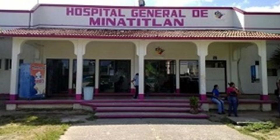 Sigue secuestrada la directora del Hospital General de Minatitlán