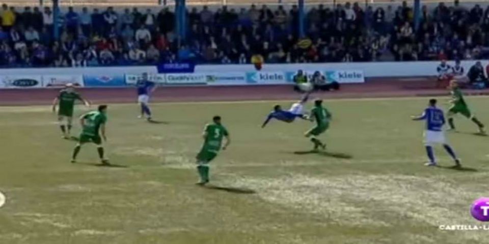 Video: el golazo de chilena en la Segunda B española Video: el golazo de chilena en la Segunda B española
