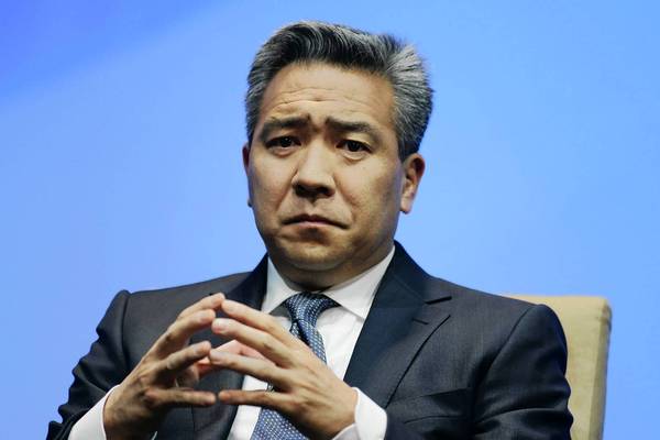 Confirman película de Batman dirigida y protagonizada por Ben Affleck - Kevin-Tsujihara