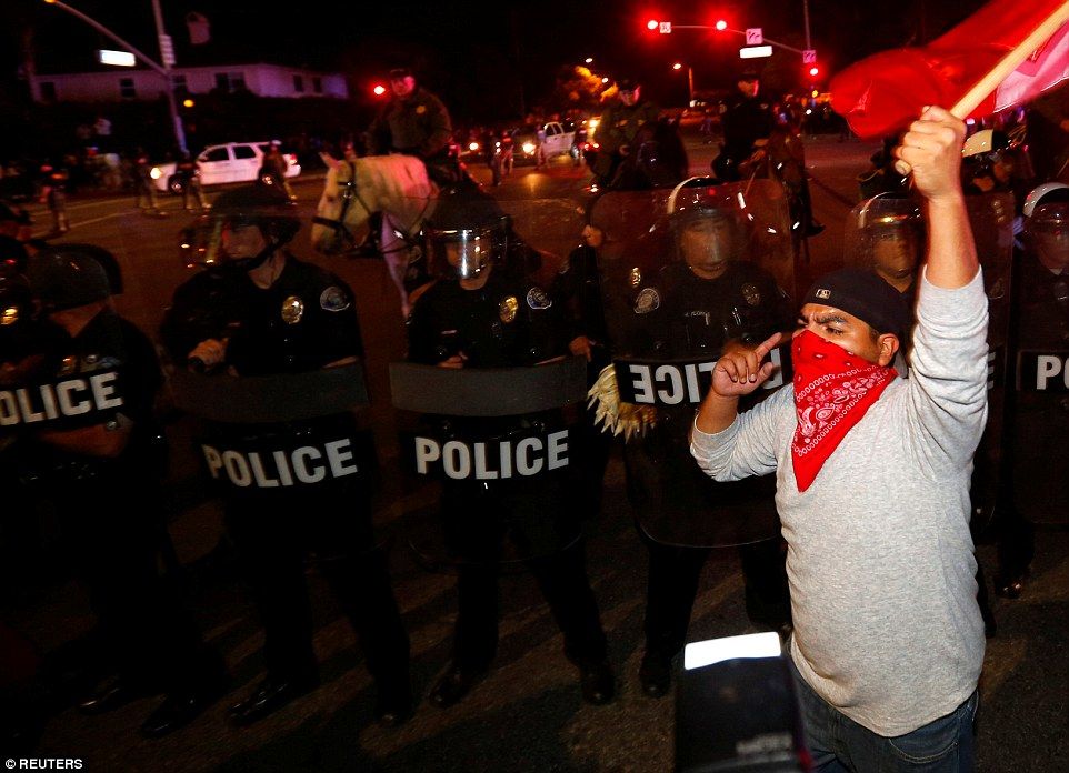 Protestas violentas contra Trump en el sur de California - Los-Angeles-protesta-Trump-Reuters