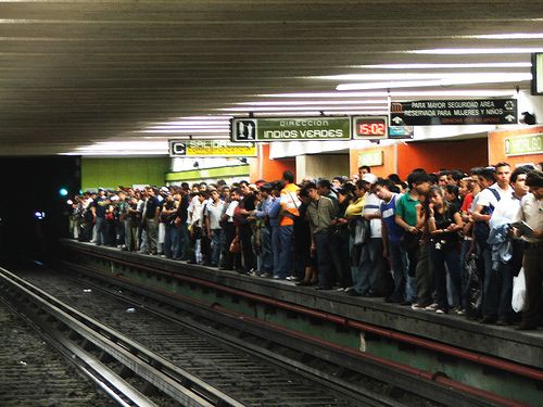 Un hombre muere en la estación Hidalgo del Metro