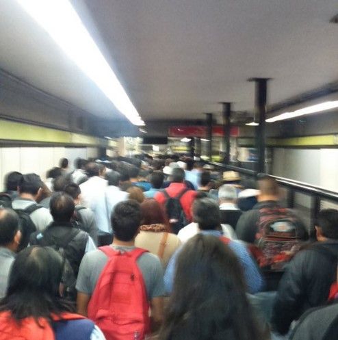 El primer día del nuevo Hoy No Circula - Metro-Indios-Verdes-molmos125