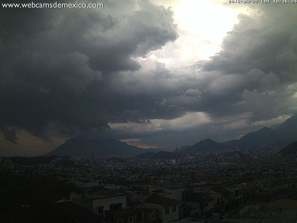 Fuerte granizada en Monterrey