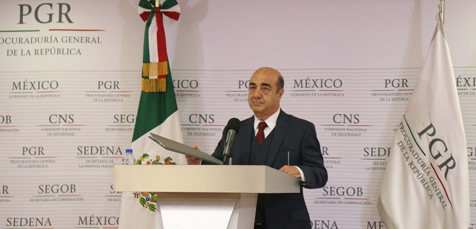 Se reúne Comisión Especial de Ayotzinapa con Murillo Karam Se reúne Comisión Especial de Ayotzinapa con Murillo Karam