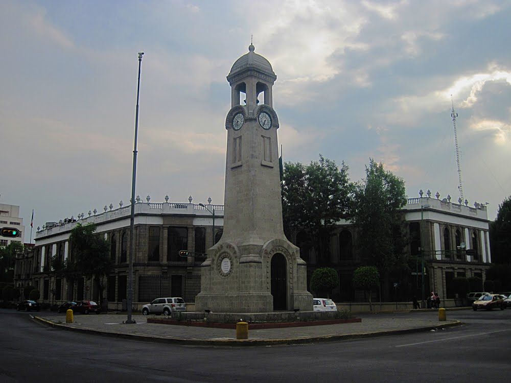 Renovarán colonias Guerrero y Tabacalera - Reloj-Bucareli-Panoramio