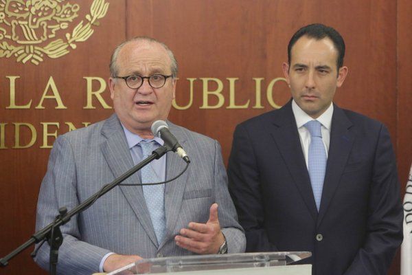 Presentan en Senado nueva propuesta de despenalización sobre mariguana - Roberto-Gil-Graco-Ramírez-mariguana-Senado