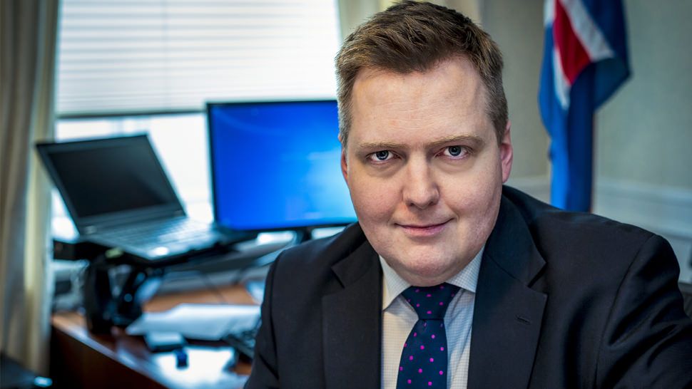 Personalidades que aparecen en el Panama Papers - Sigmundur-David-Islandia