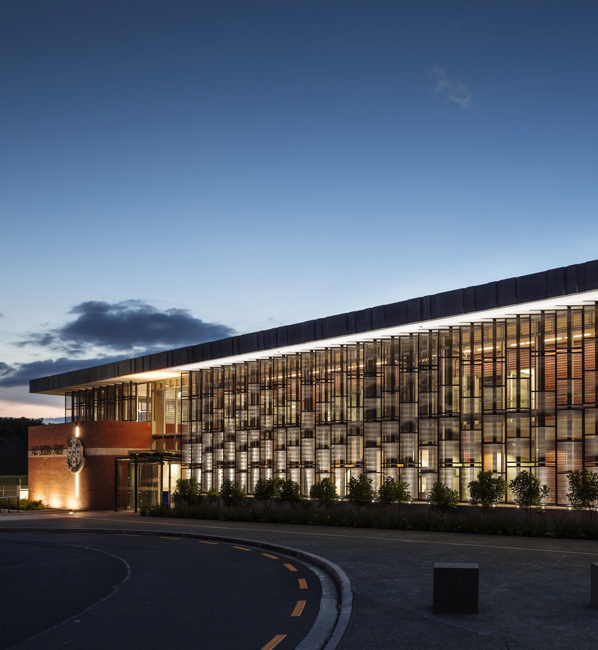 Alumnos resultan heridos tras usar cuchillas reales para interpretar Sweeney Todd - St-Kentigern-College-1