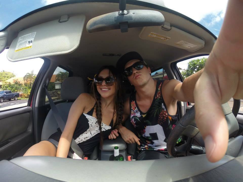 Estudiante gasta dinero de beca en viaje a Tailandia