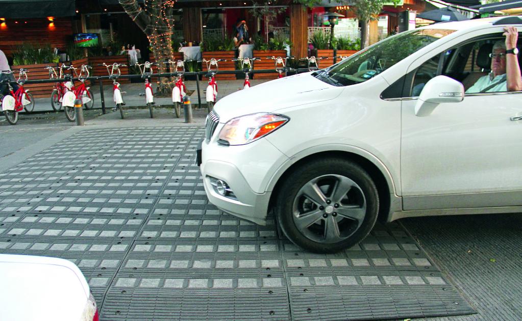 La ALDF aprobó retirar los topes de la Ciudad de México - Topes-Foto-de-El-Universal