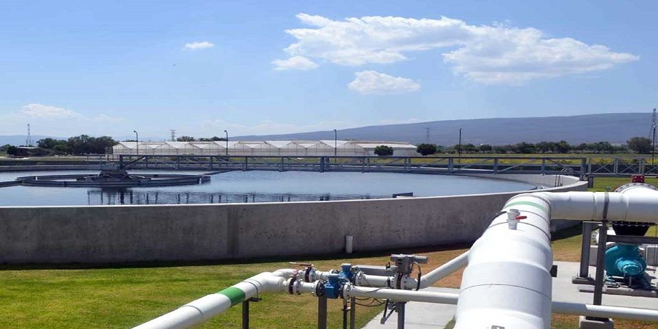 Ruptura de tubería deja sin agua a 80 mil habitantes en Tabasco