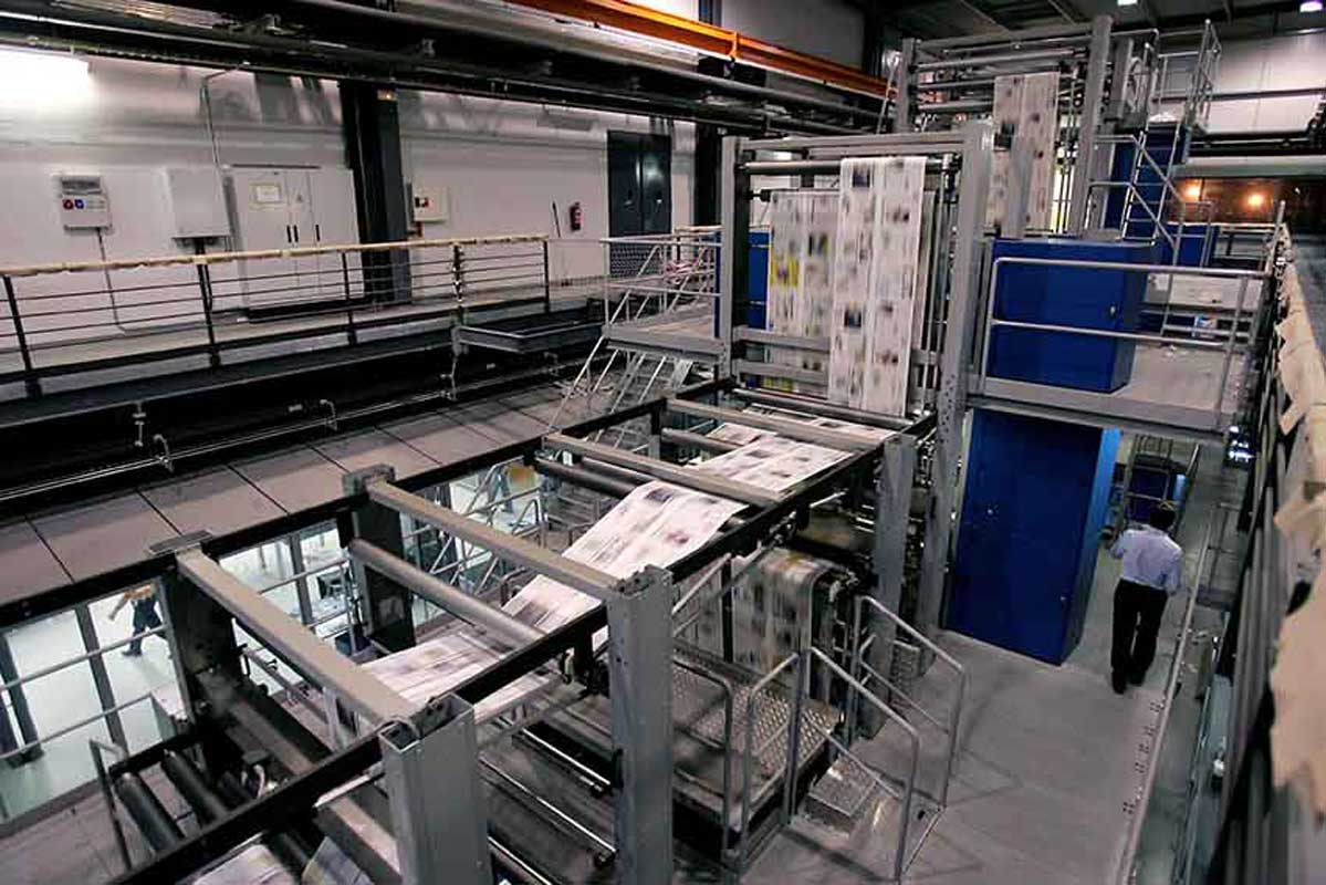 Corporación venezolana monopoliza papel periódico