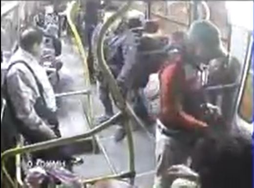 Video: captan asalto a camión en Azcapotzalco