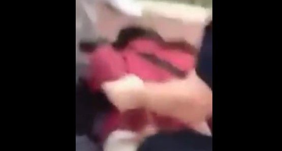 Video: policía azota a joven de 12 años