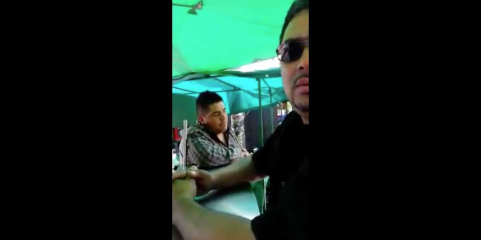 Video: mujer evidencia a hombre por faltarle al respeto