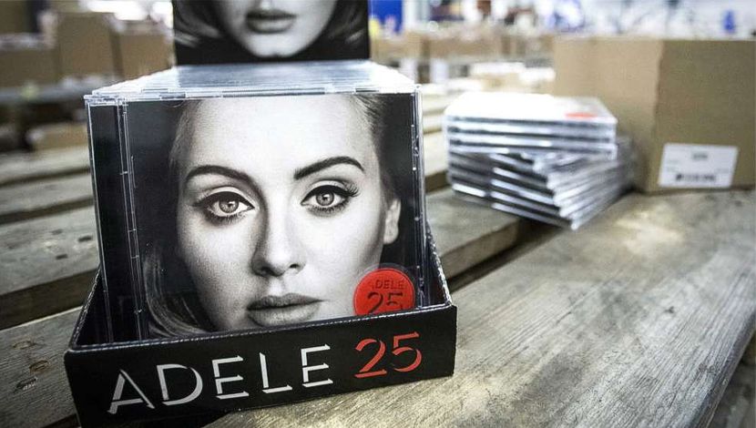 Adele tiene el álbum más vendido en 20 años - adele-25-actualidad-musica-