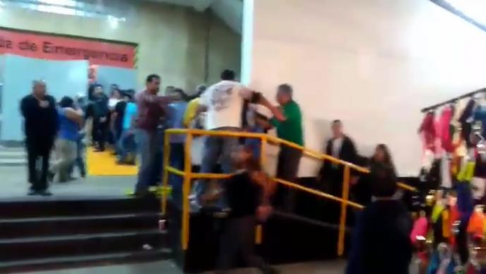 Nuevo video de balacera frente a Arena México - arena-el-grafico