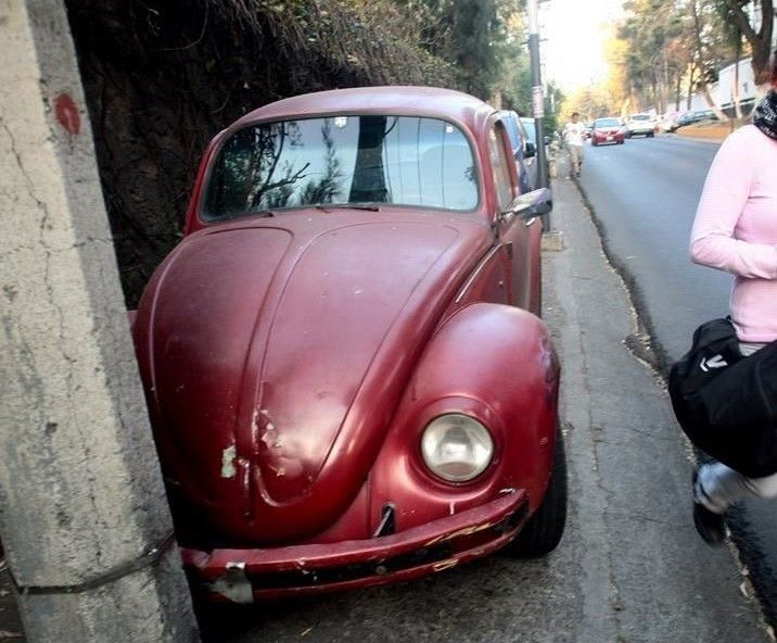 Policías capitalinos violan Hoy No Circula - autos-colegio-policia-Miguel-Fuantos-Reforma2-1