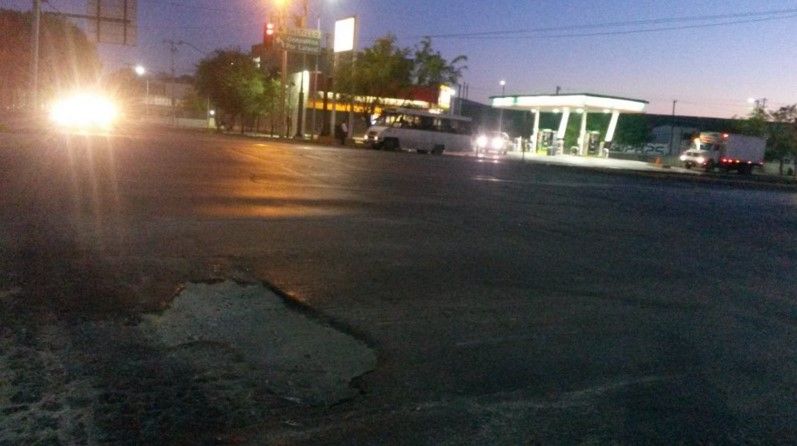 Si ven un bache, ¡tápenlo!: gobernador de Nuevo León - bache-monterrey-leydaestradat