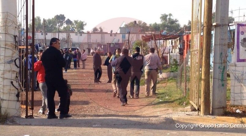 Asesinan a dos personas en Tecámac. Hay tres heridos - balacera-Tecamac-Radio-Centro2